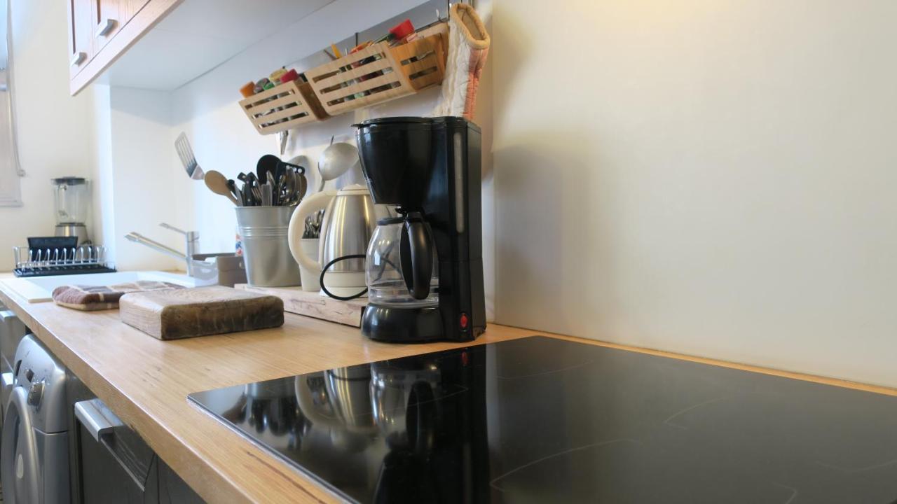 Aligre Bed & Breakfast Paris Bagian luar foto